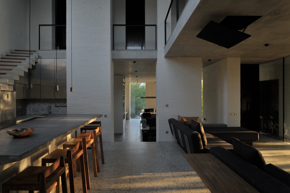 The office of architectural studio Chado by studio Chado