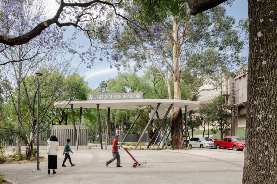 Scenic Garden by Michan Architecture