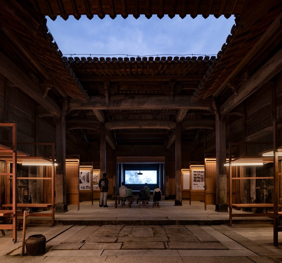 Village Cinema by Atelier Guo
