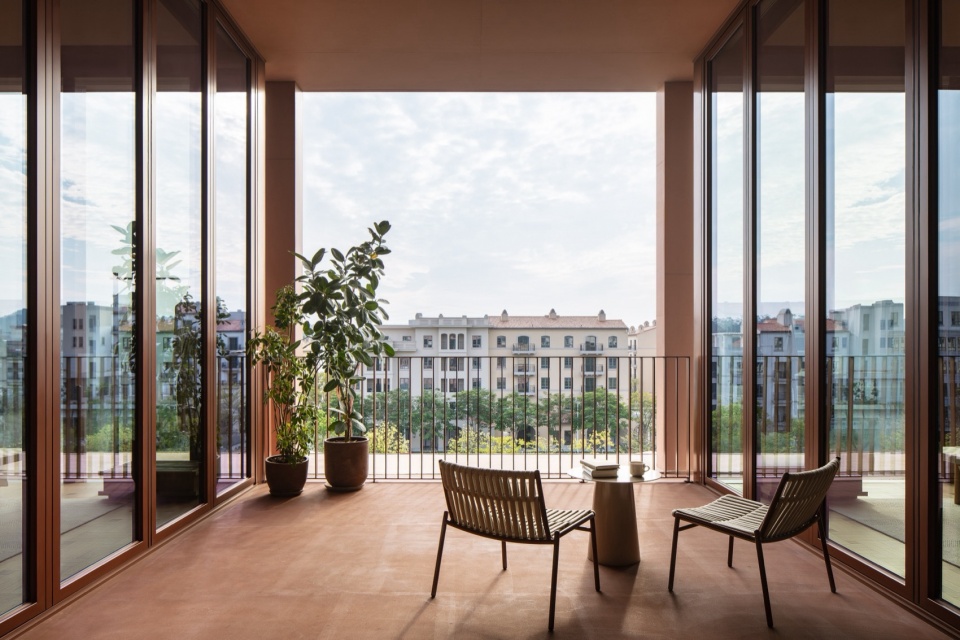 Authors Room Hotel Aranya Jiulong Lake by BLUE Architecture Studio