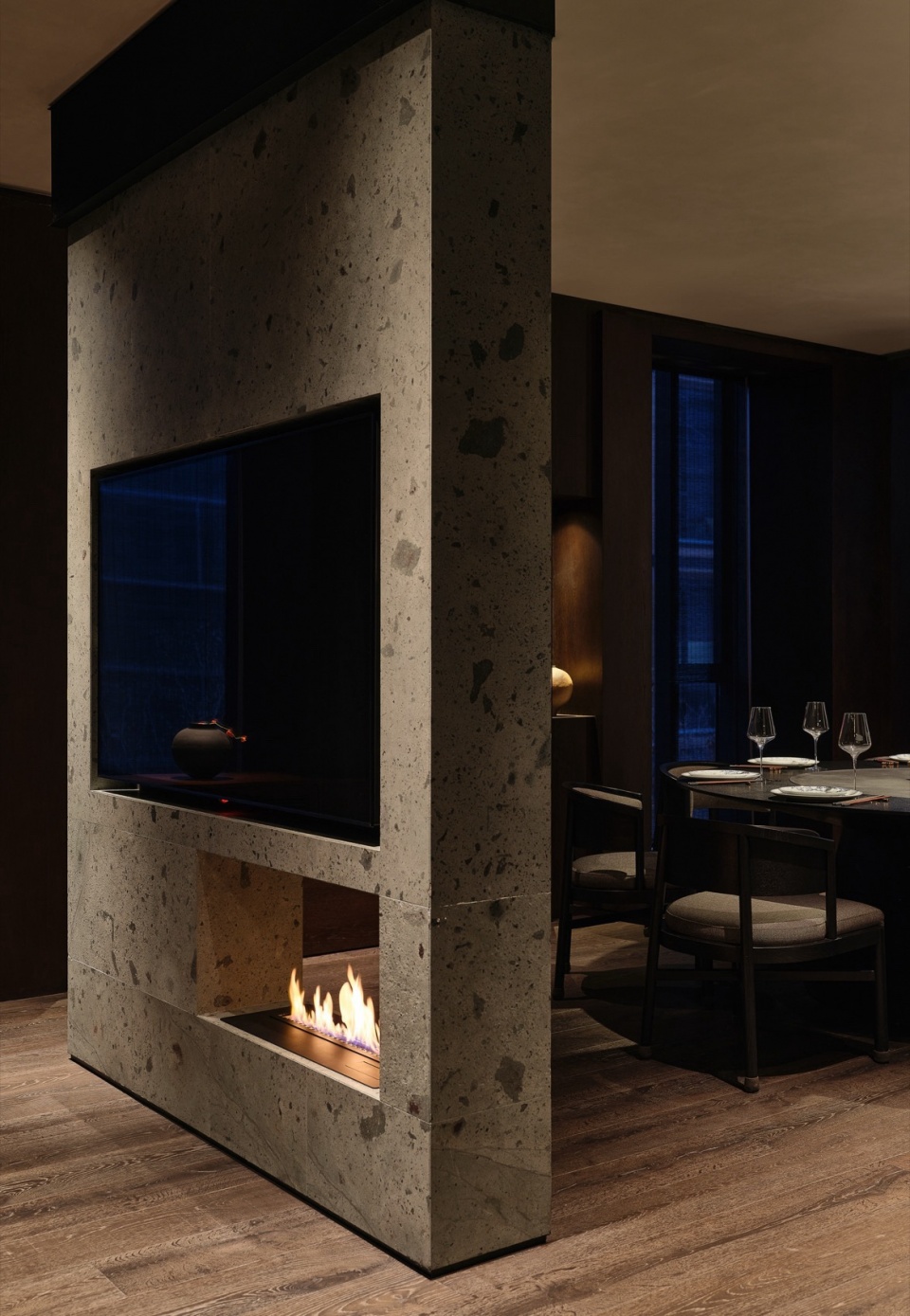 MOSS Restaurant by Studio8 Architects