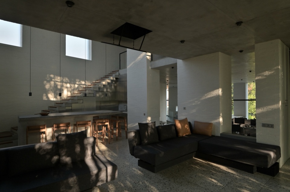 The office of architectural studio Chado by studio Chado