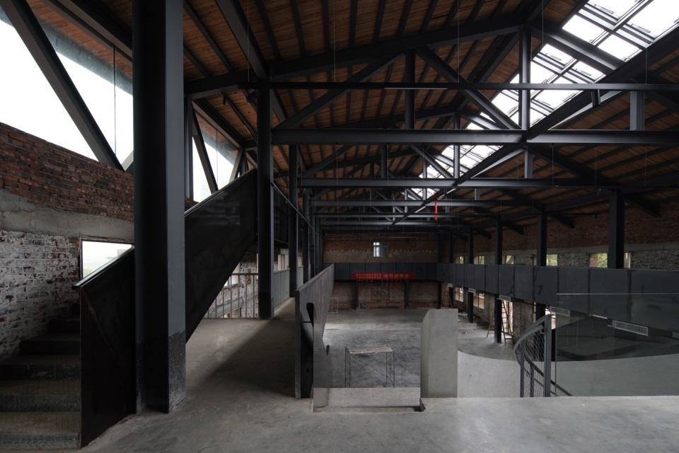 Yiyang Sanzhou Cultural Square by Regional Studio