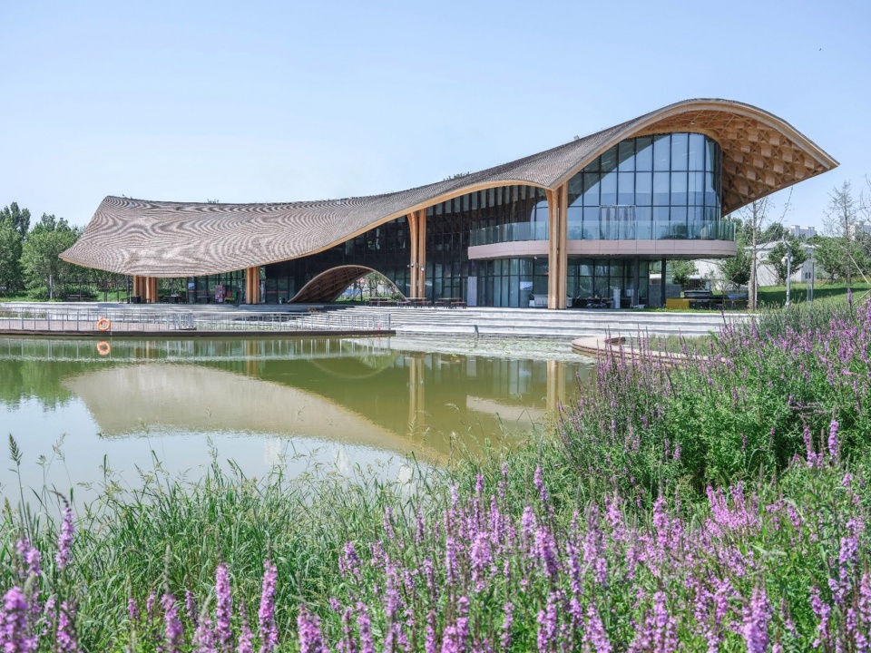 lakeside restaurant at silk road in dingzhou by sup