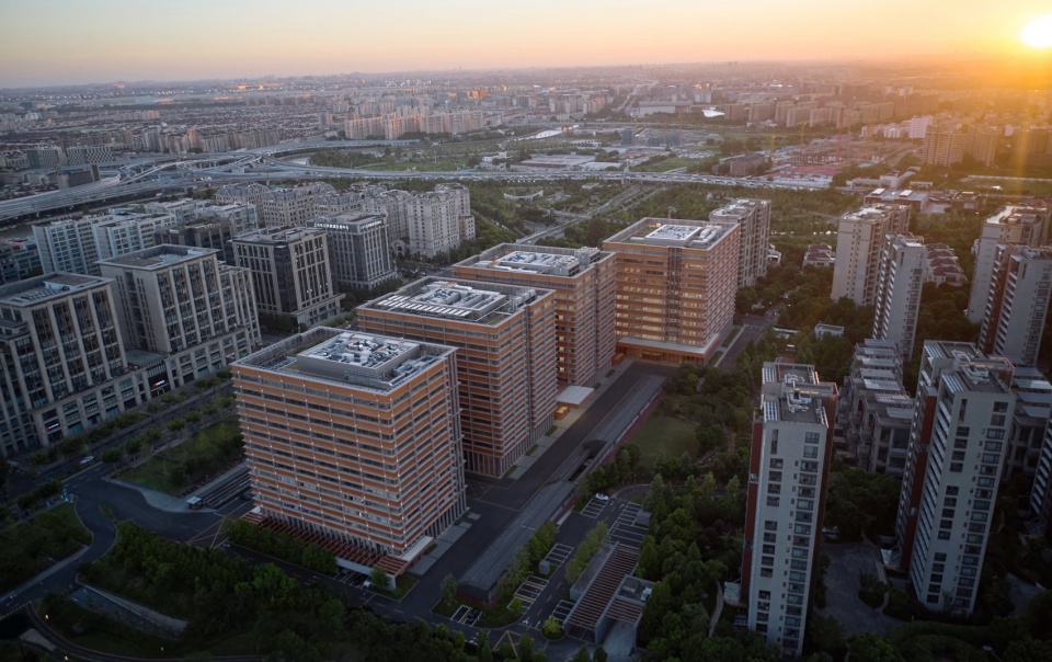 Shanghong Business Center Shanghai Modern Automobile Service Industry Agglomeration Putuo Shanghai by Atelier Z