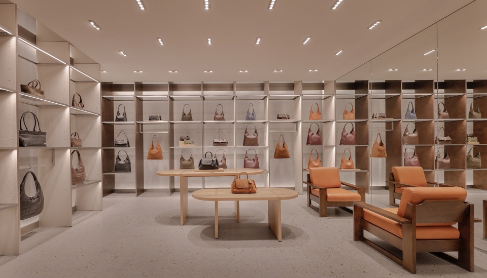 coach ginza flagship by curiosity