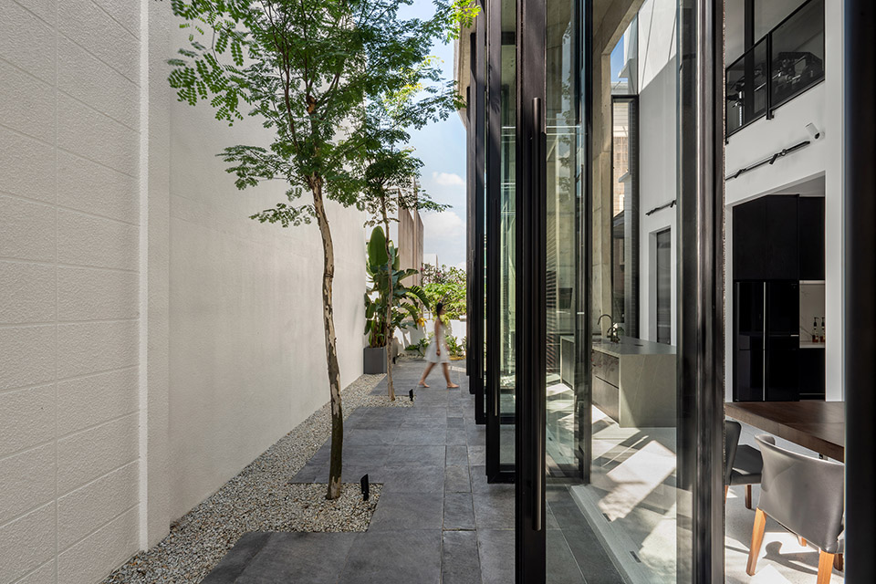 Interface House