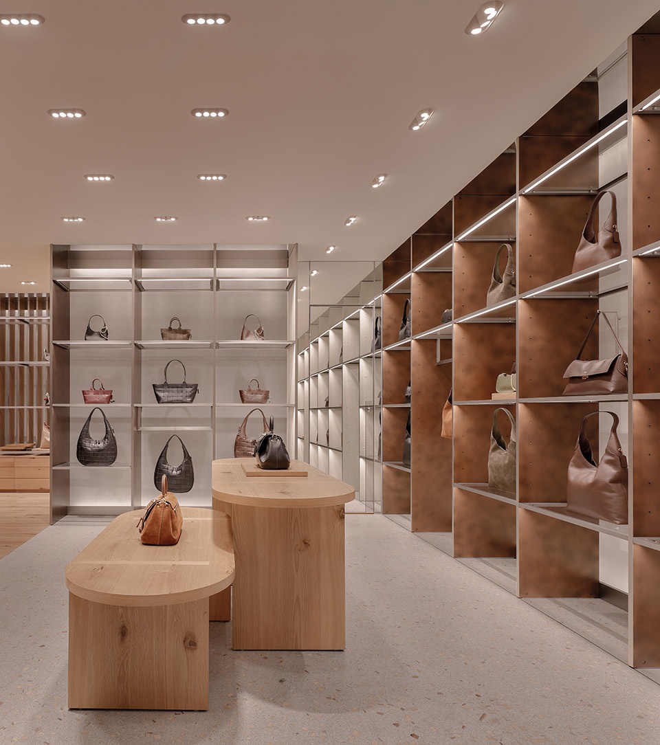 coach ginza flagship by curiosity