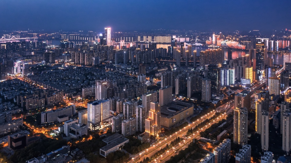 Changsha Urban Construction Information Center by CMIE LUO JIN STUDIO
