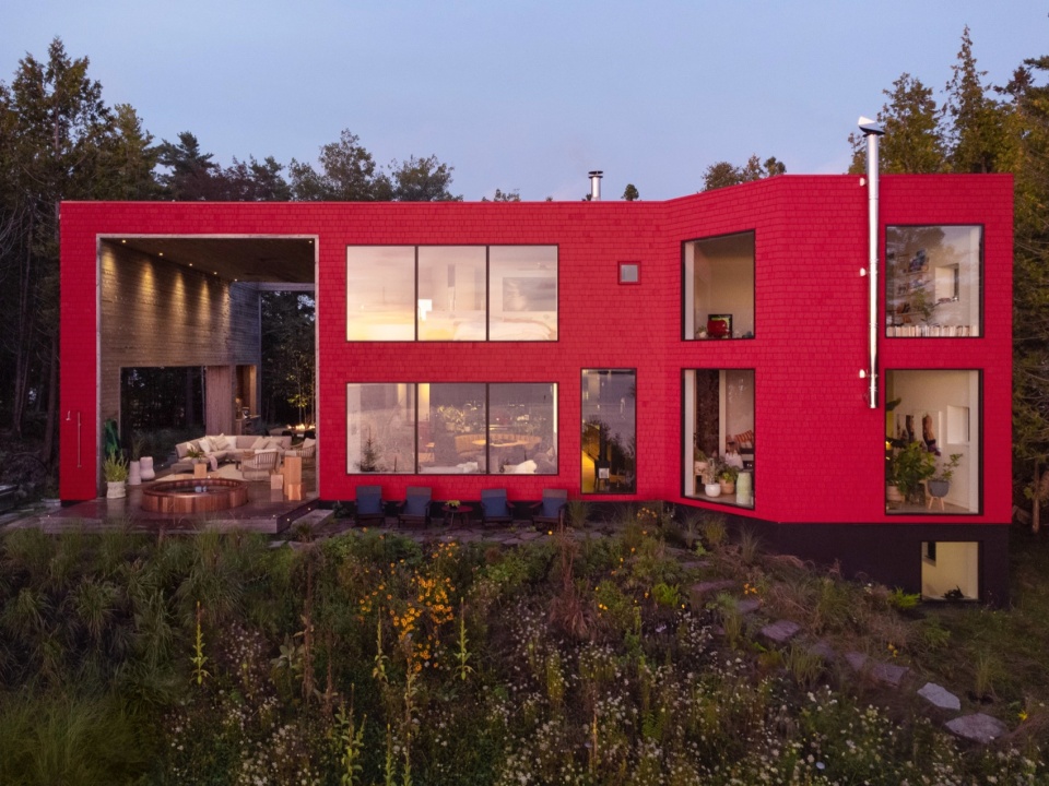 Run Ragged Residence by Acre Architects msq