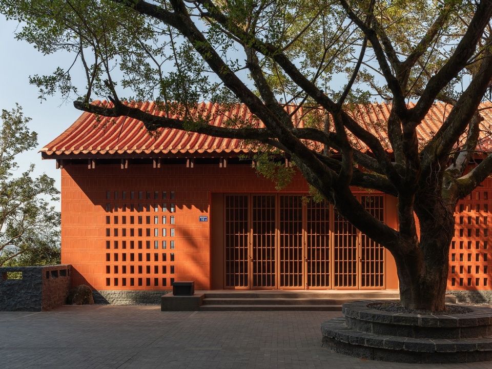 Qing Shui Meditation Retreat Center by Xiamen Pan China RESP Studio mji