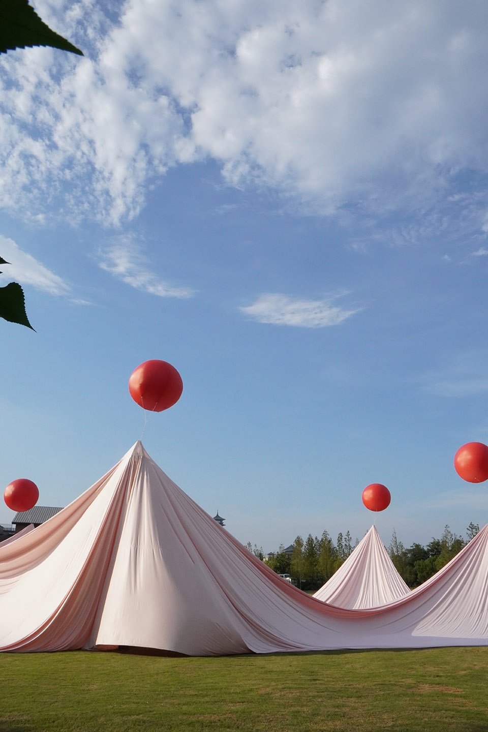interactive outdoor installation by suki partners