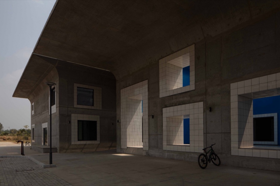 Indian Institute of Technology Hyderabad by IITH Campus Design Team The University of Tokyo NIHON SEKKEI APL design workshop