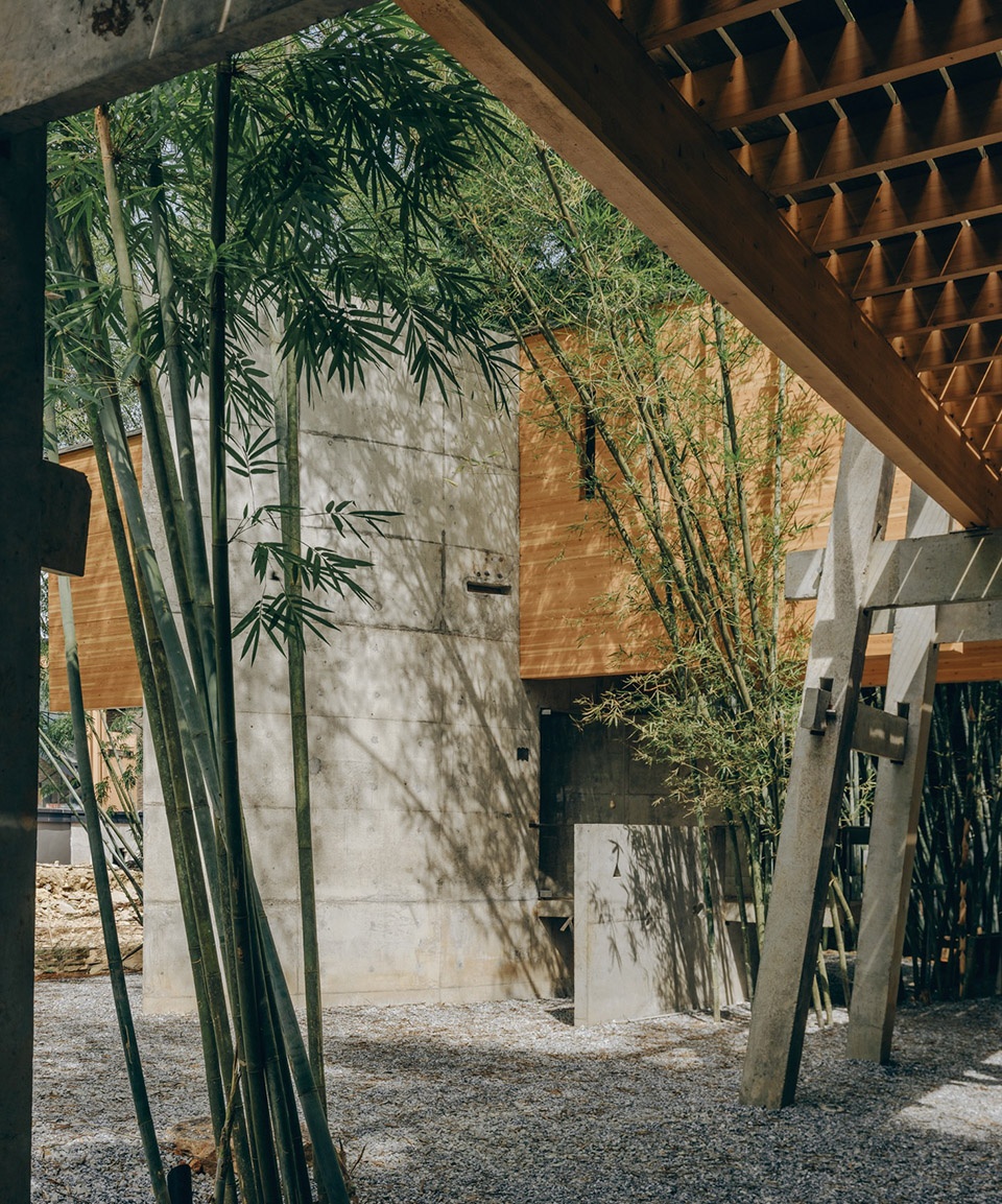 Huizhou Vernacular Historic Bridges Micro Museum by LUO studio