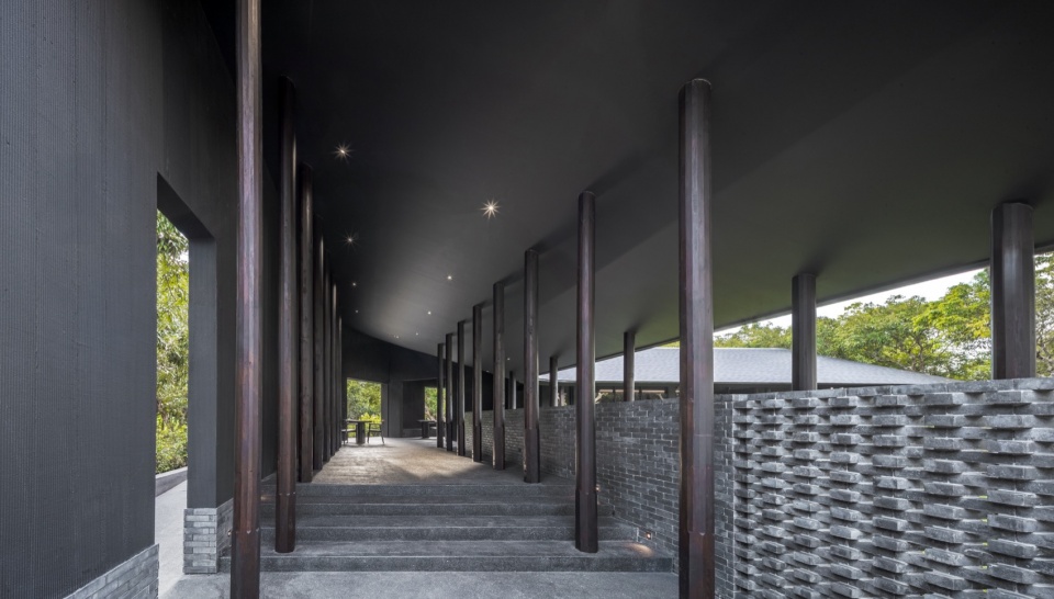 cafe mada in the little garden by bodinchapa architects