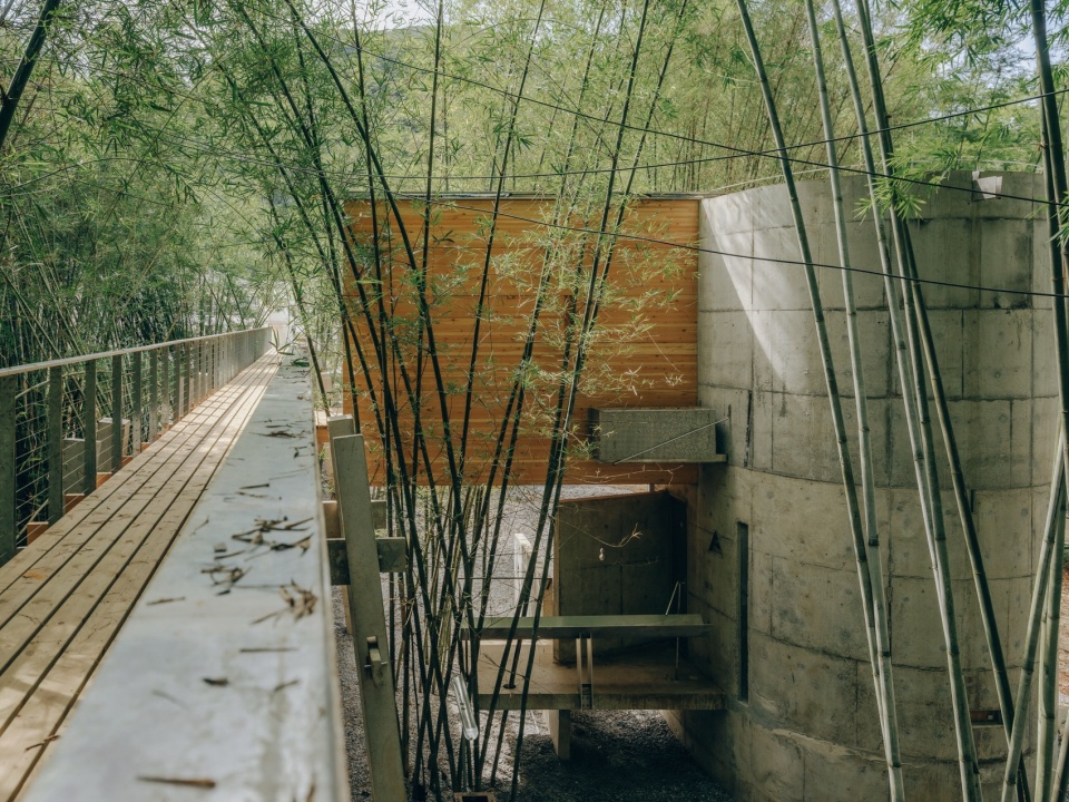 Huizhou Vernacular Historic Bridges Micro Museum by LUO studio