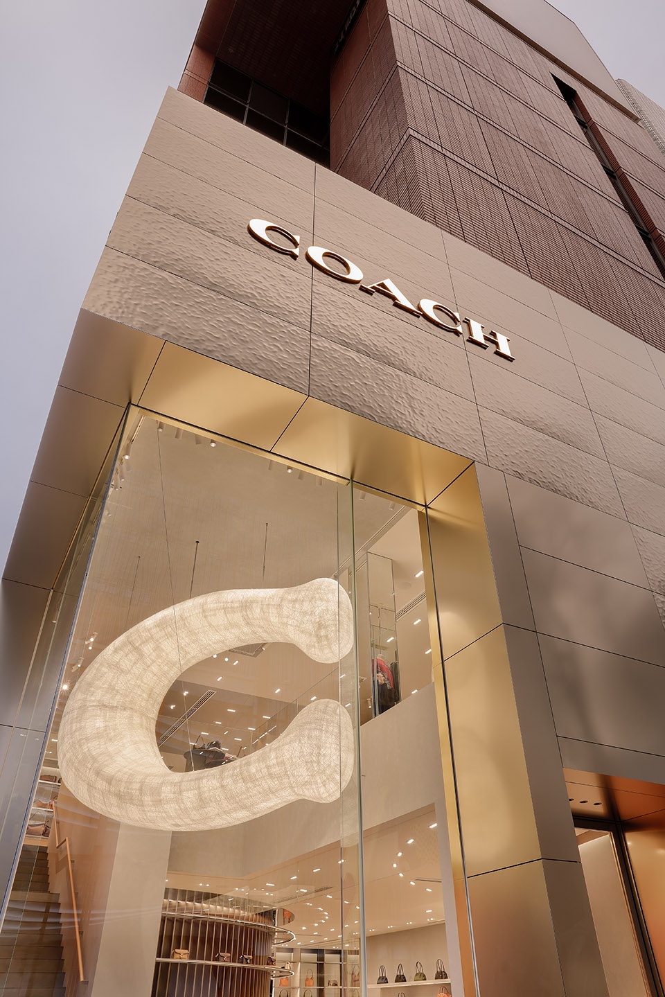coach ginza flagship by curiosity