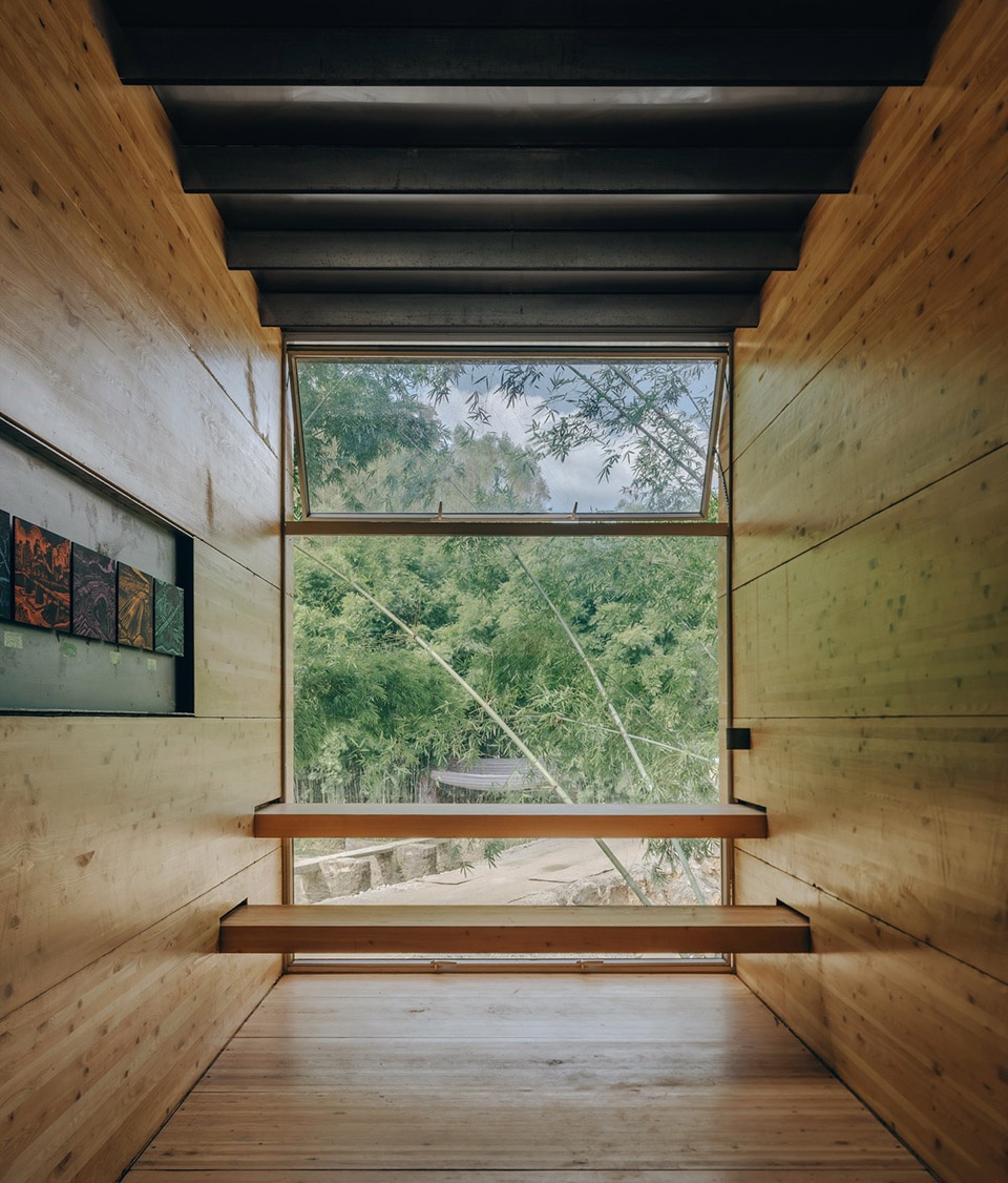 Huizhou Vernacular Historic Bridges Micro Museum by LUO studio