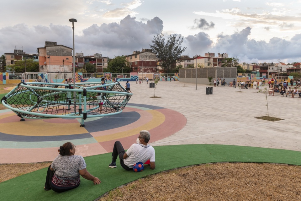 la bulla by taller multidisciplinar