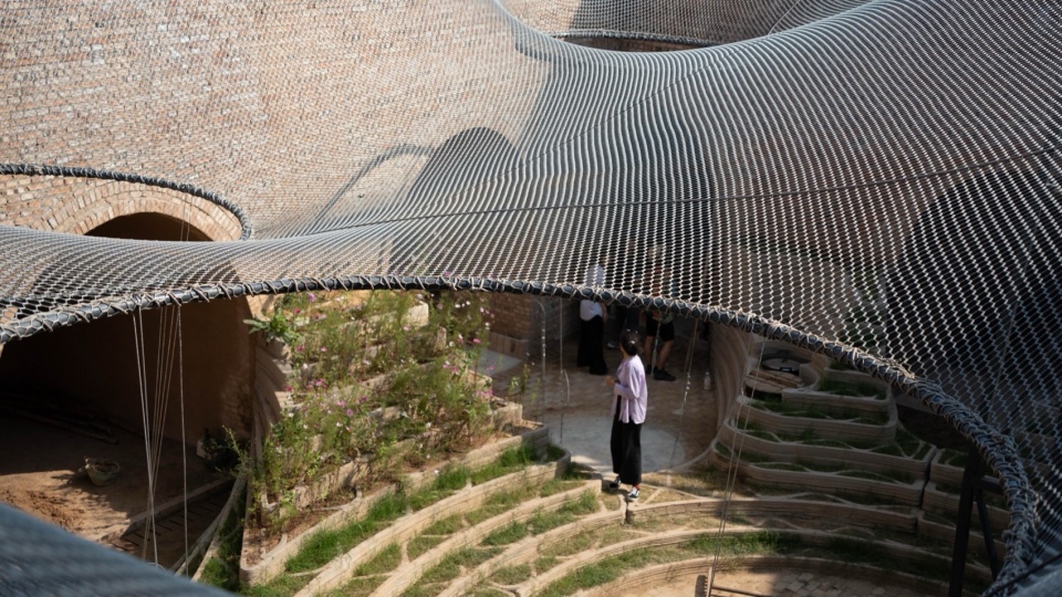 Underground House of the Future by John Lin Olivier Ottevaere Lidia Ratoi