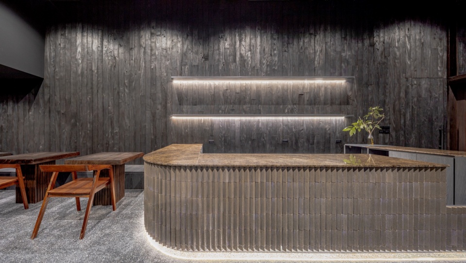 cafe mada in the little garden by bodinchapa architects