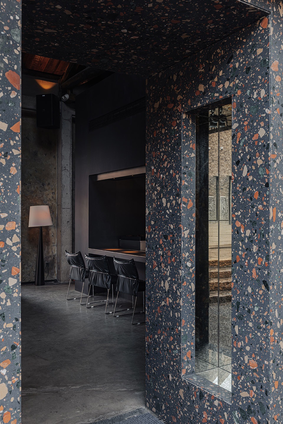 hanzhong qioban bistro by two design