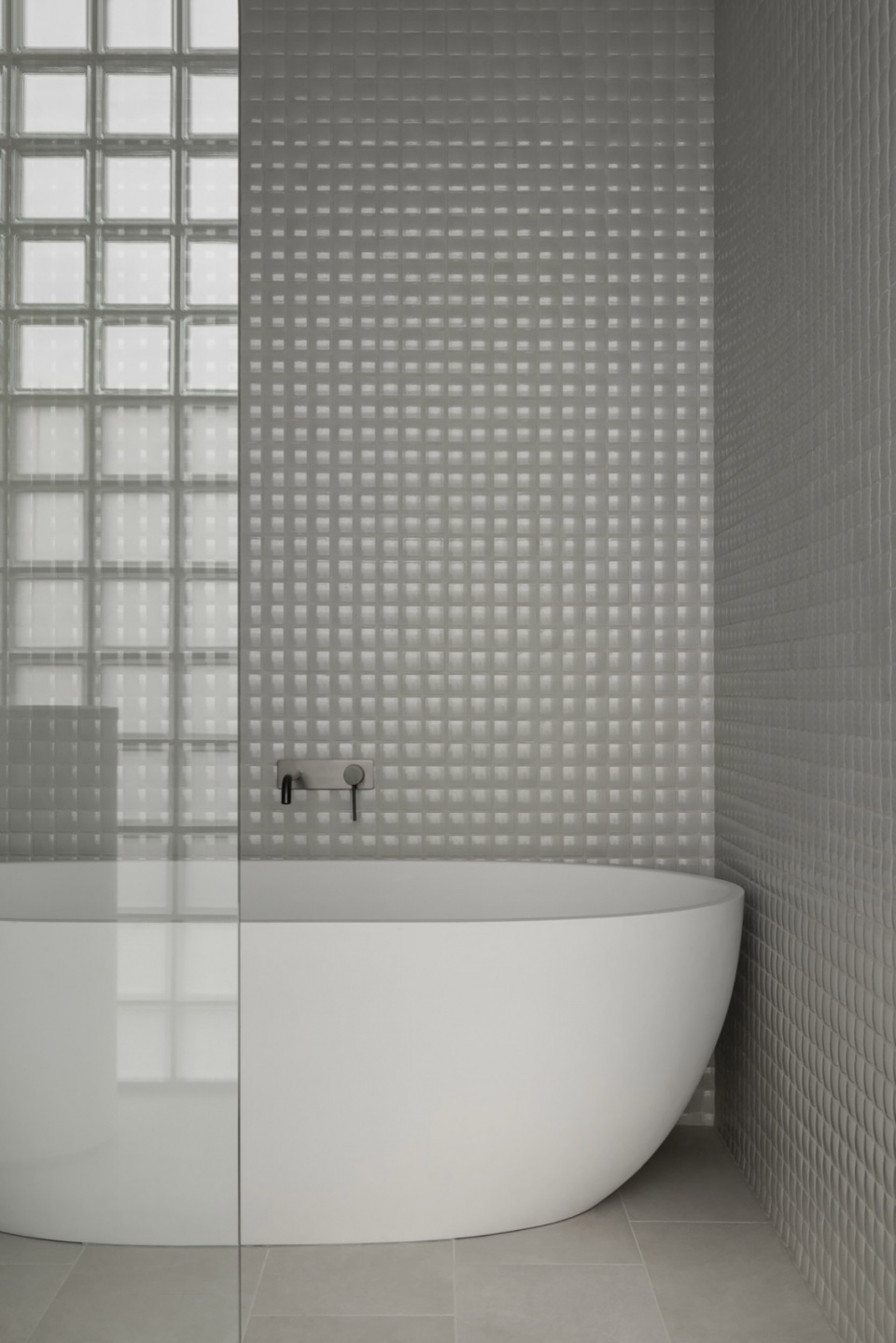 newburgh light house by splinter society architecture