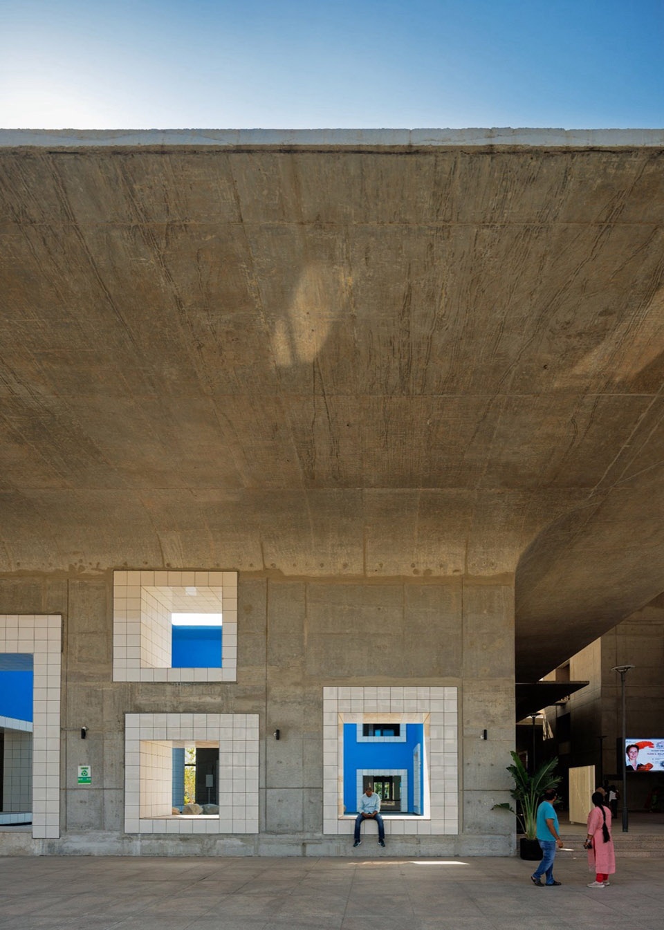 Indian Institute of Technology Hyderabad by IITH Campus Design Team The University of Tokyo NIHON SEKKEI APL design workshop
