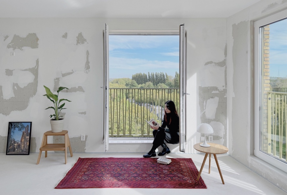 De Hartenrust Residential Building Rotterdam by van Bergen Kolpa Architects