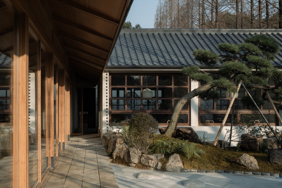 Hanshan Retreat by NOT A Studio