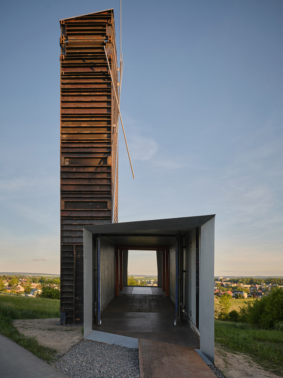 Lookout Above