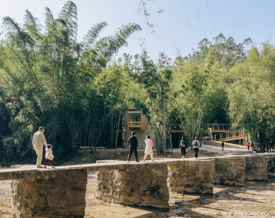 Huizhou Vernacular Historic Bridges Micro Museum by LUO studio