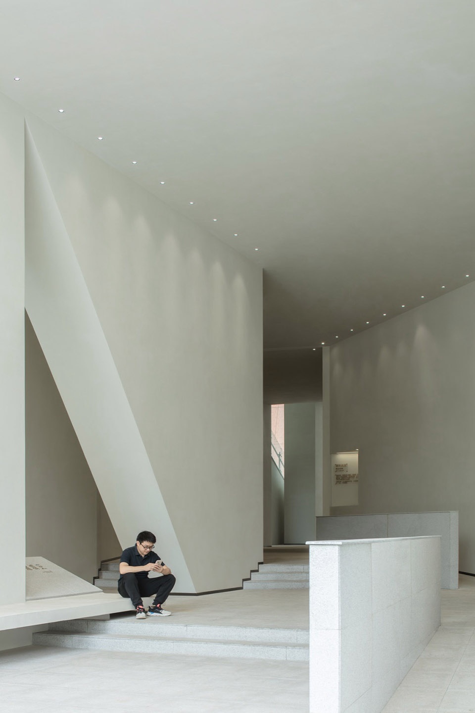Changsha Urban Construction Information Center by CMIE LUO JIN STUDIO