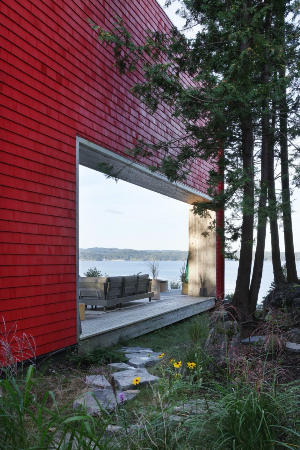 Run Ragged Residence by Acre Architects