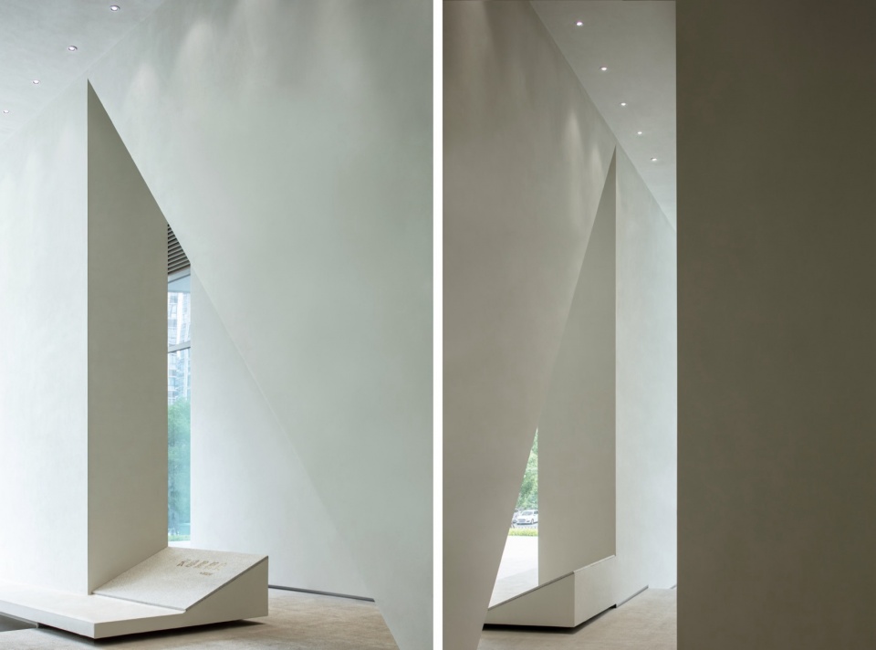 Changsha Urban Construction Information Center by CMIE LUO JIN STUDIO