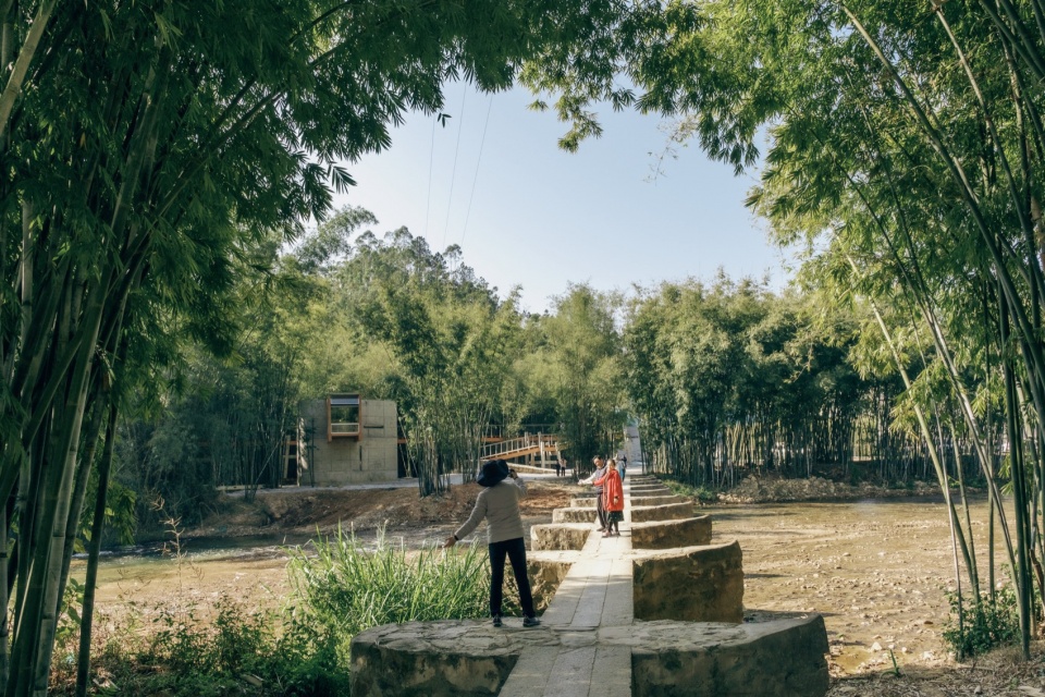 Huizhou Vernacular Historic Bridges Micro Museum by LUO studio