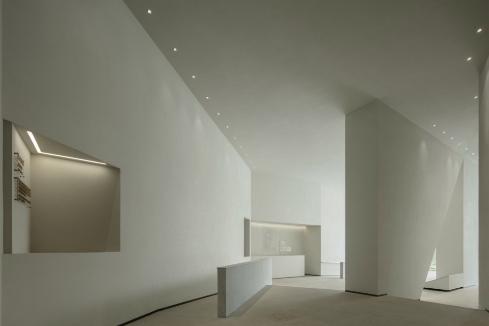 Changsha Urban Construction Information Center by CMIE LUO JIN STUDIO