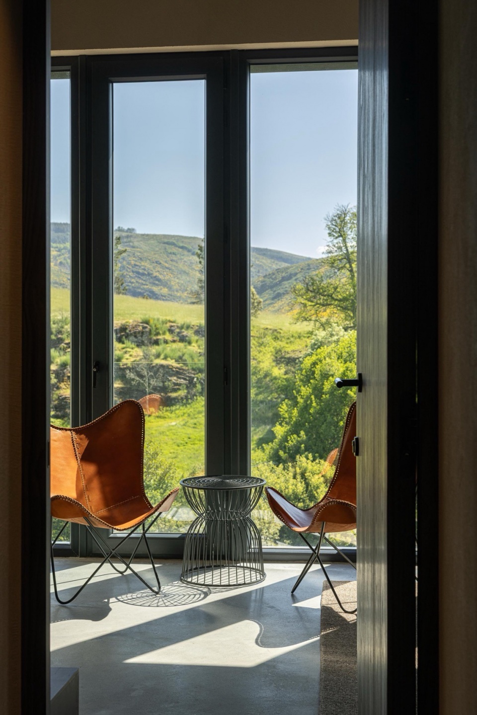 TerraSense Mountain Charm Retreat by Atelier DRK