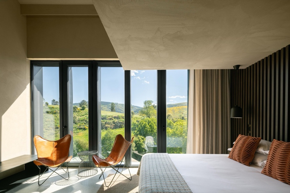 TerraSense Mountain Charm Retreat by Atelier DRK