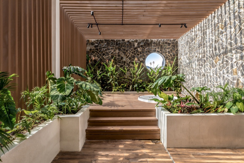 Nine Villa by Story Architecture