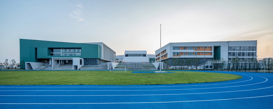 wuxi second luoshe central primary school by cd studio