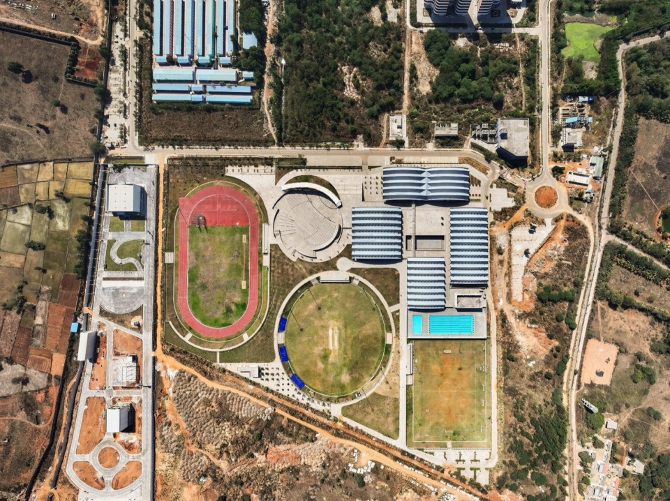 Indian Institute of Technology Hyderabad by IITH Campus Design Team The University of Tokyo NIHON SEKKEI APL design workshop
