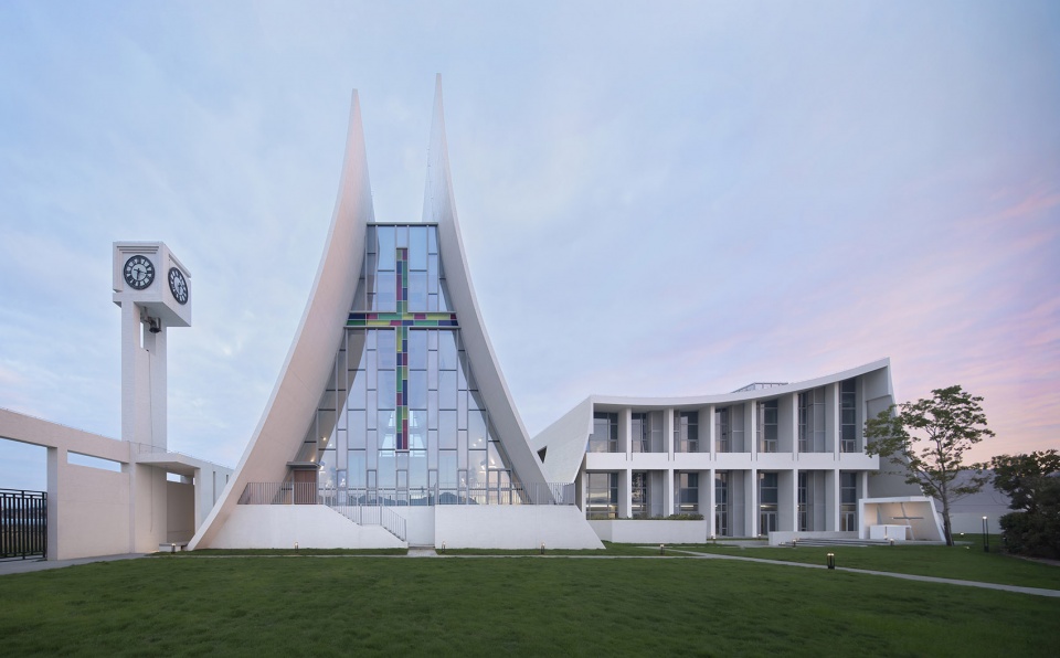 xiangshan hepu catholic church by caaladi