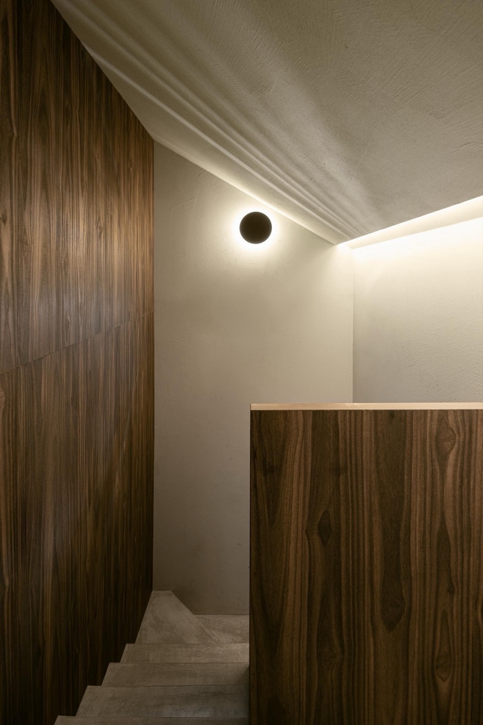 TerraSense Mountain Charm Retreat by Atelier DRK