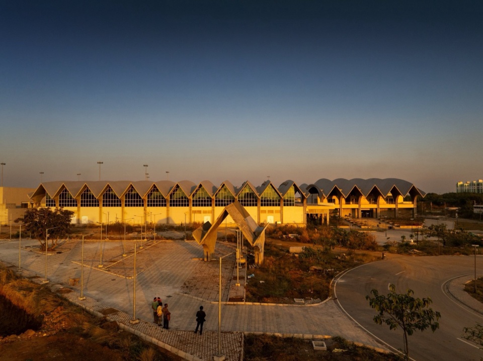 Indian Institute of Technology Hyderabad by IITH Campus Design Team The University of Tokyo NIHON SEKKEI APL design workshop