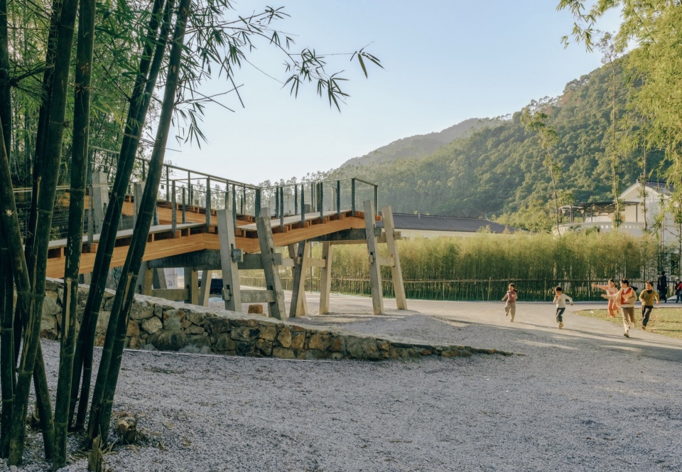 Huizhou Vernacular Historic Bridges Micro Museum by LUO studio