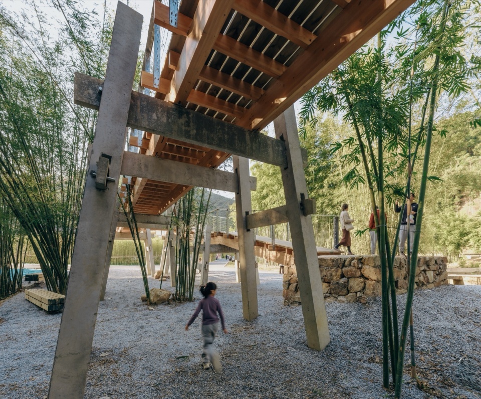 Huizhou Vernacular Historic Bridges Micro Museum by LUO studio