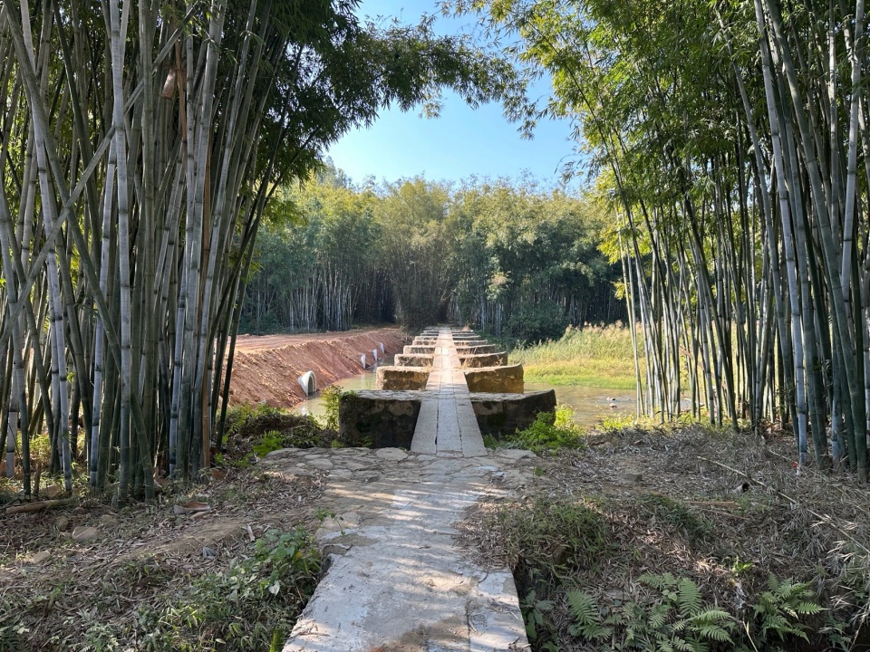 Huizhou Vernacular Historic Bridges Micro Museum by LUO studio