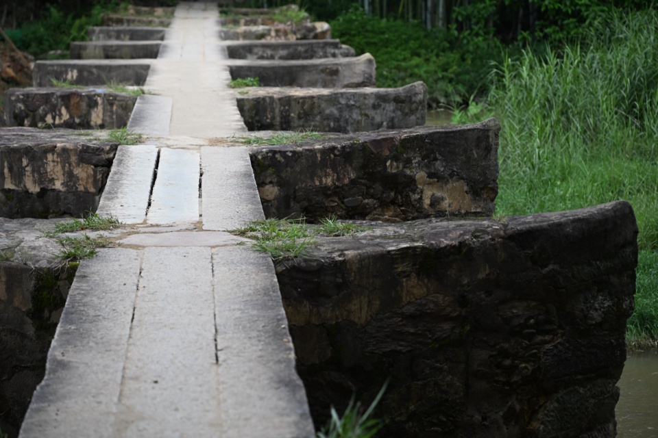Huizhou Vernacular Historic Bridges Micro Museum by LUO studio