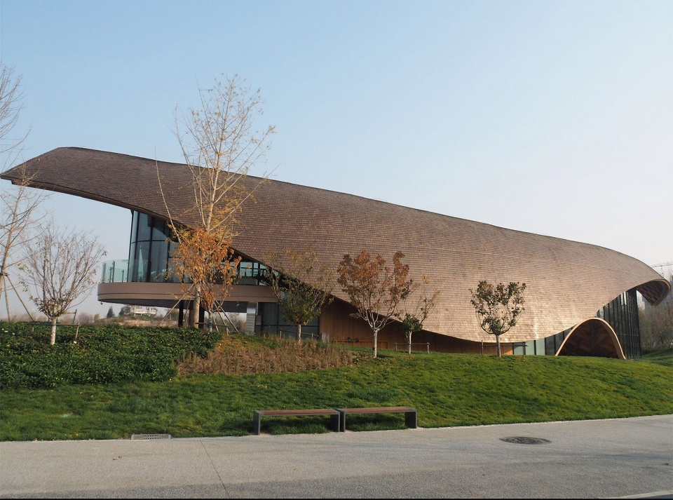 lakeside restaurant at silk road in dingzhou by sup